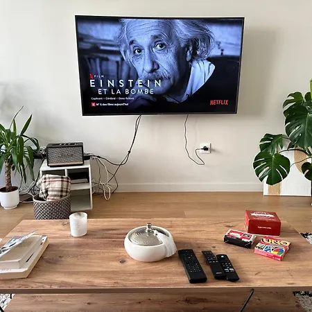 Apartment Bien Equipe Pres De Paris Et Stade De France Avec Place De Stationnement