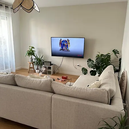 Bien Equipe Pres De Paris Et Stade De France Avec Place De Stationnement Apartment Sannois